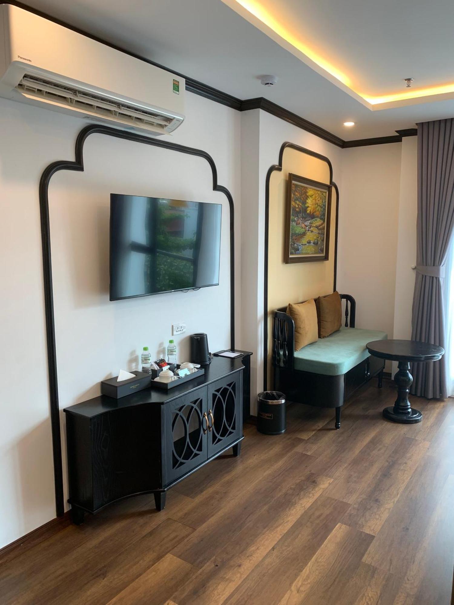 Aquarius Premium Hotel Hanoi Exterior foto